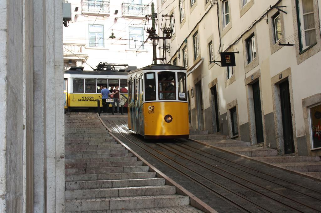 Light Of Lisbon Apartments II Екстер'єр фото